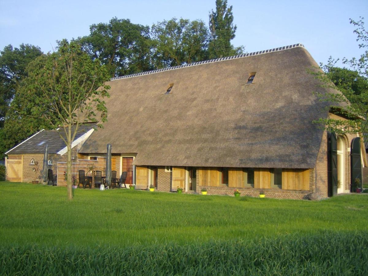 Geesteren  Monumental Farm In The Ash Landscapeヴィラ エクステリア 写真